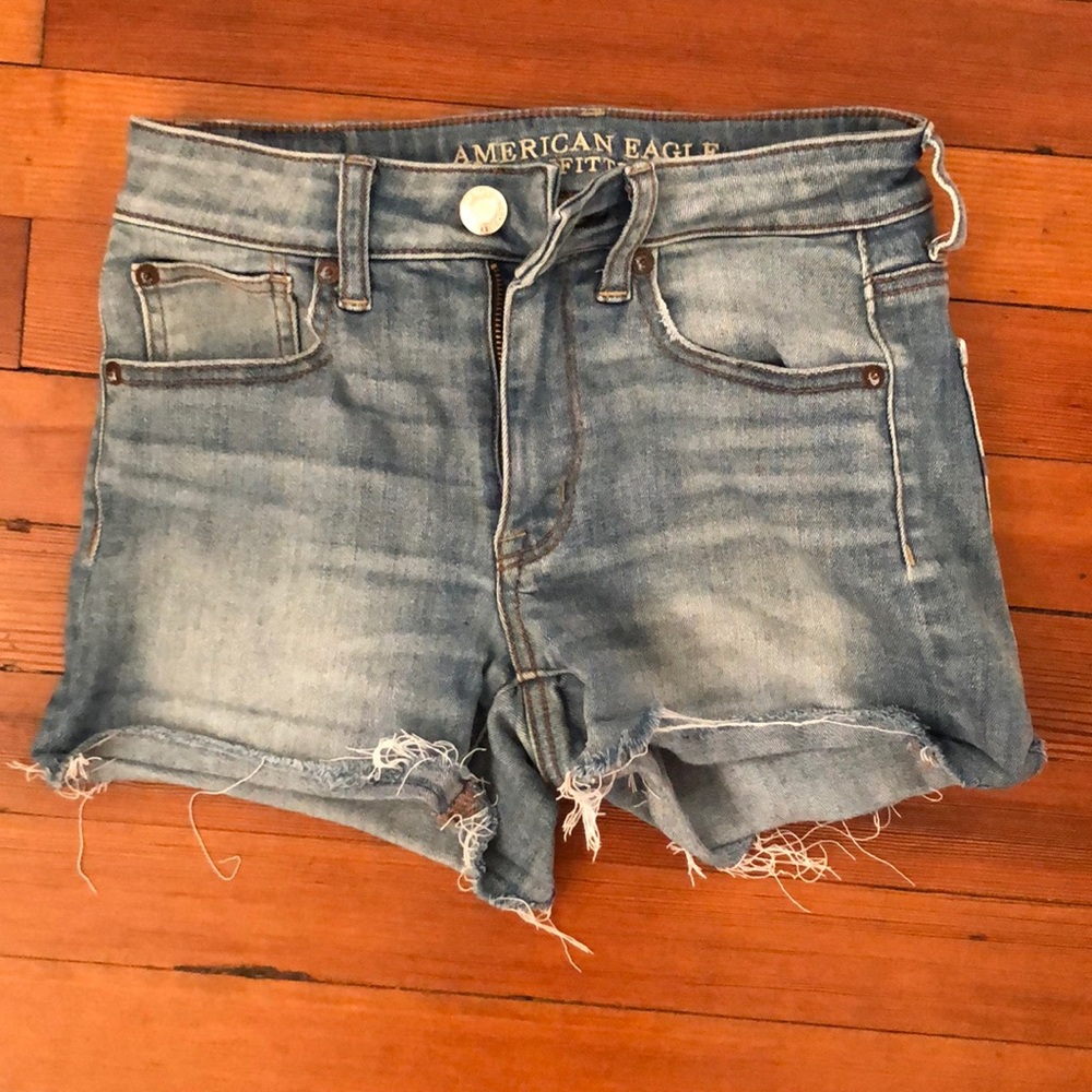 Light Wash American Eagle Jean Shorts